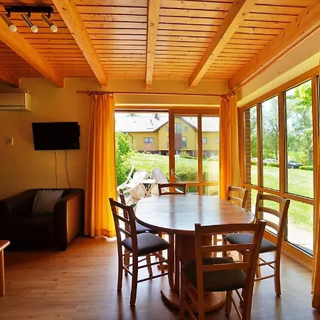 Nyaraló Natur-ferienpark Nieheim